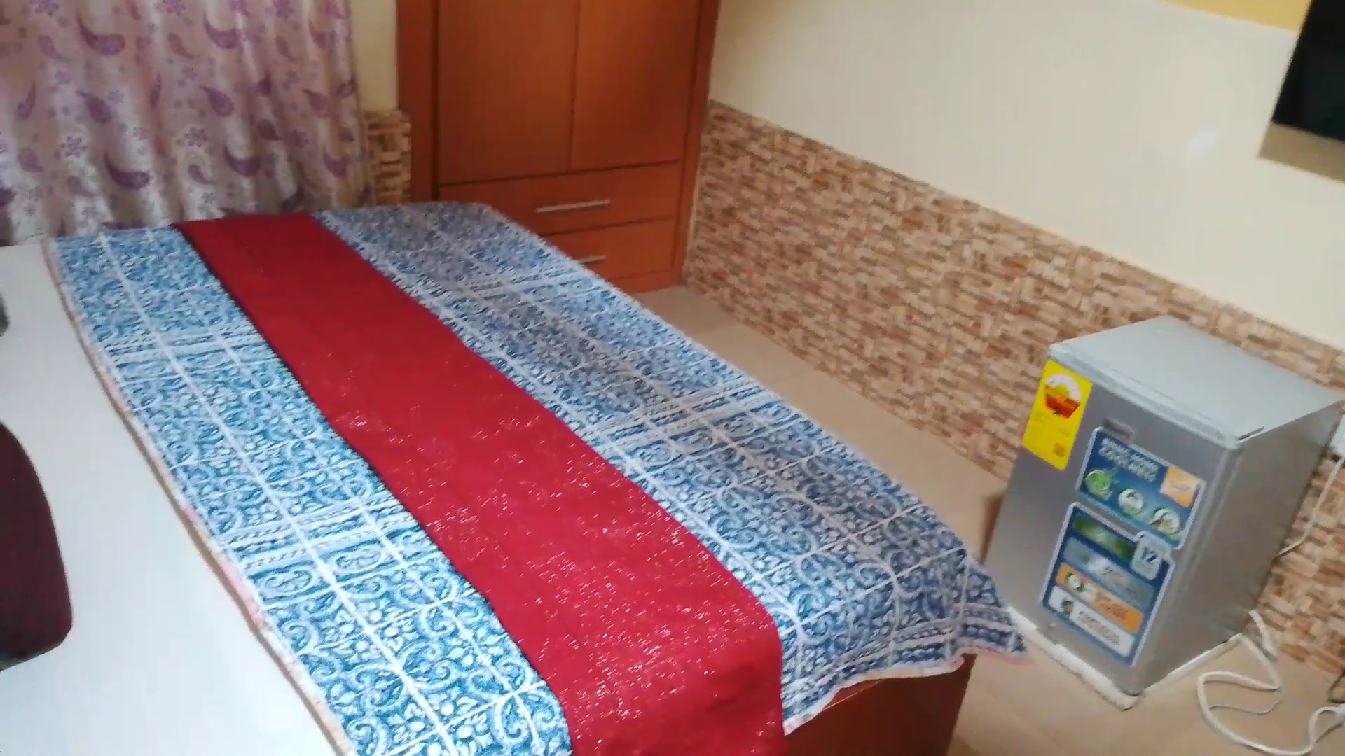 Standard guest room